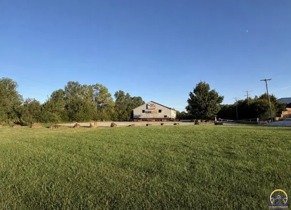 1401 K-4 HWY, Valley Falls, KS 66088