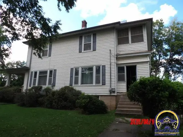 702 New York Ave, Holton, KS 66436