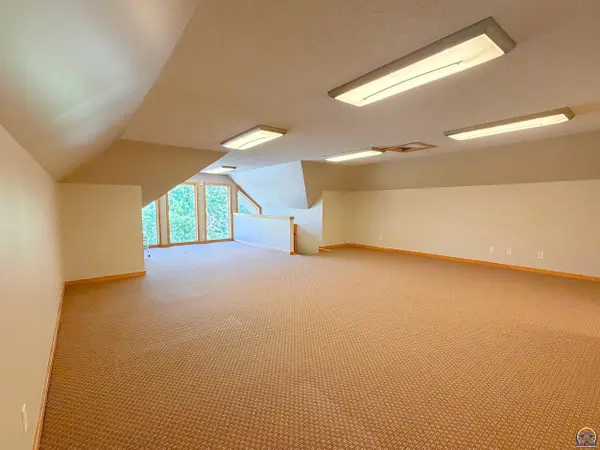 2914 SW Plass Ct #4th Floor Loft, Topeka, KS 66611