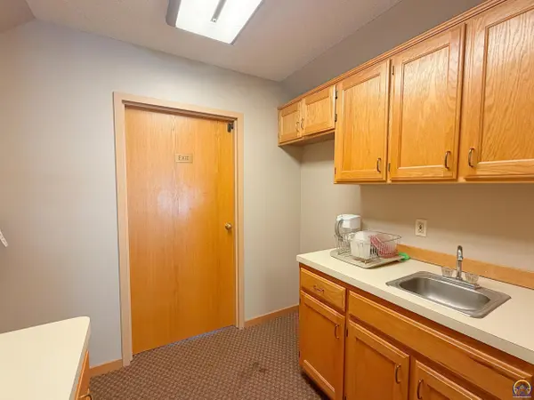 2914 SW Plass Ct #4th Floor Loft, Topeka, KS 66611