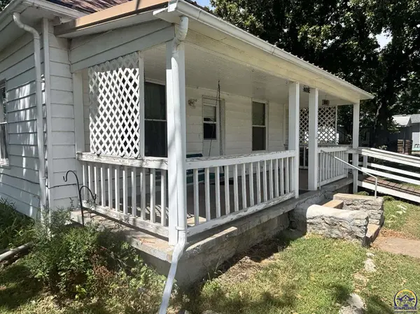 521 Elm ST, Cottonwood Falls, KS 66845