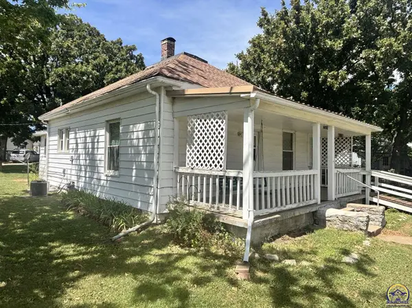 521 Elm ST, Cottonwood Falls, KS 66845