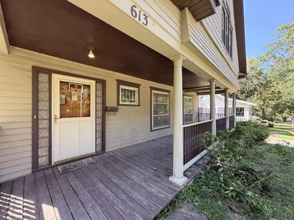 613 Pennsylvania AVE, Holton, KS 66436