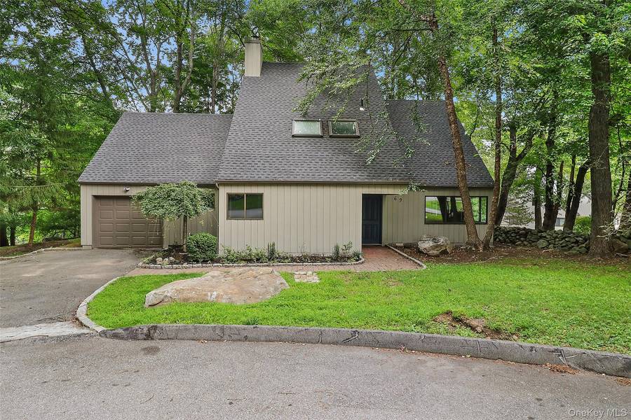 69 Mitchell RD, Somers, NY 10589