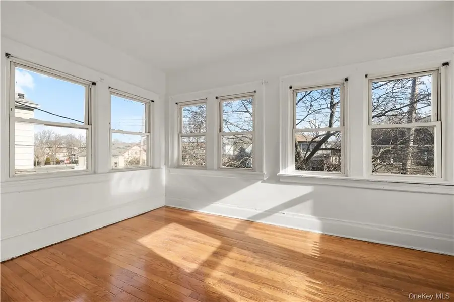10 S 13th AVE ##2, Mount Vernon, NY 10550