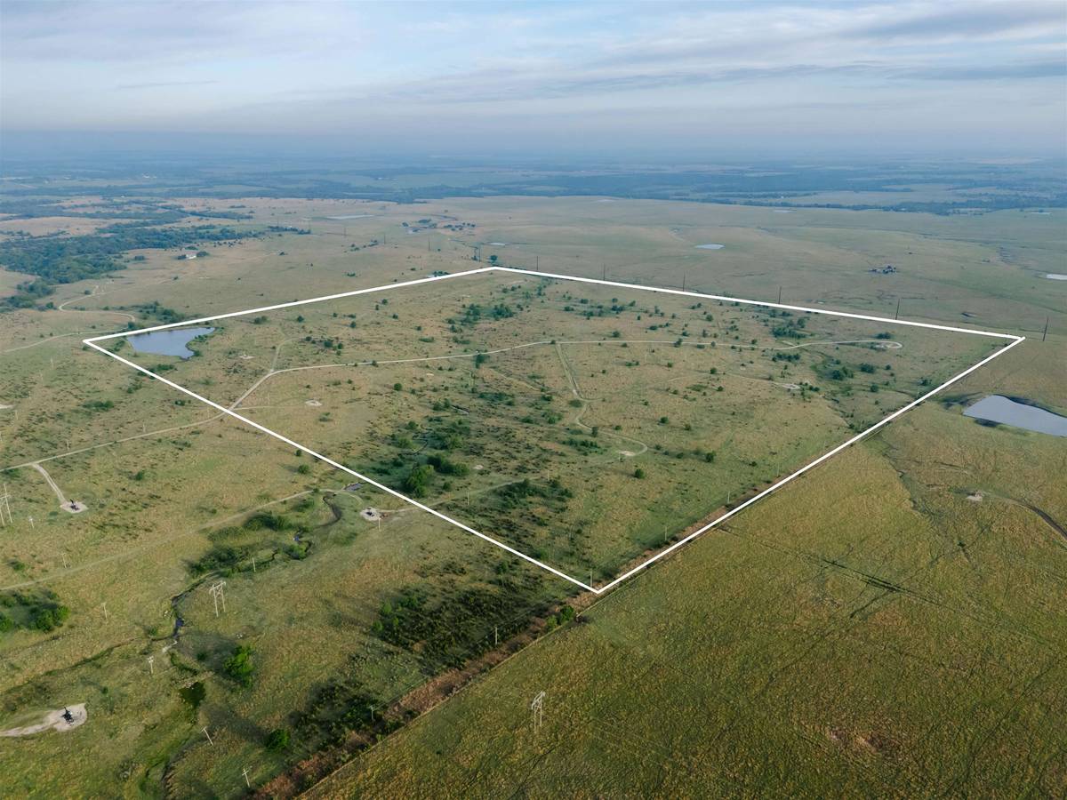 0 SW Parallel St, El Dorado, KS 67042