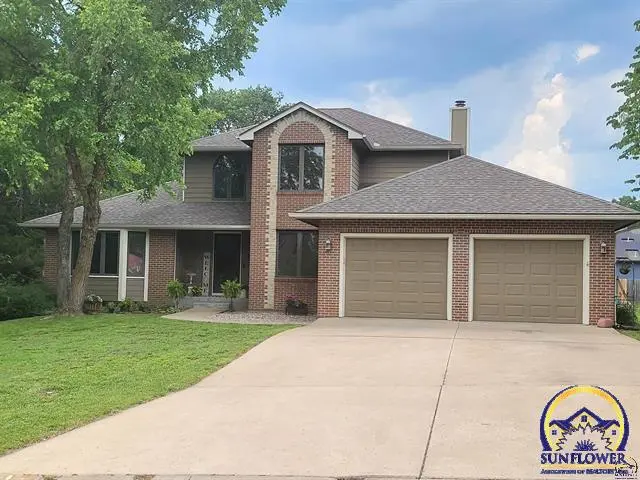 2908 SE Aries AVE, Topeka, KS 66605
