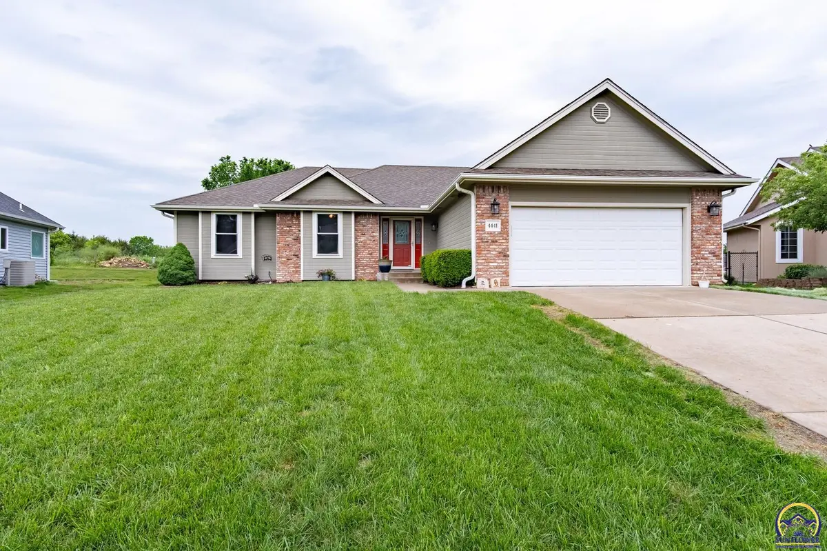 4441 SW Colly Creek DR, Topeka, KS 66610