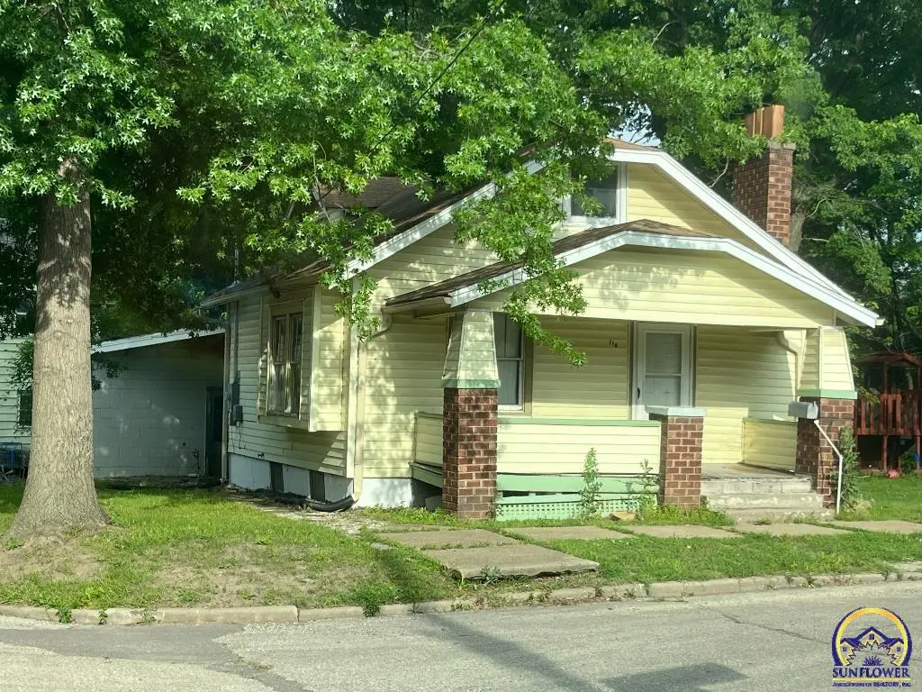 114 NW Lindenwood AVE, Topeka, KS 66606