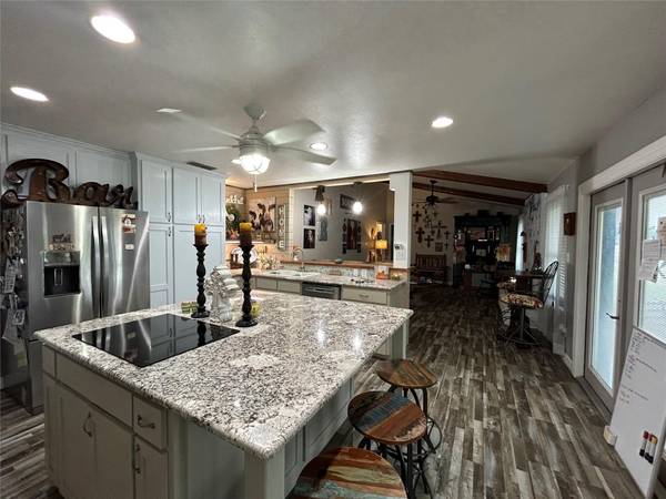 15892 Wood Rd HWY, Holland, TX 76534