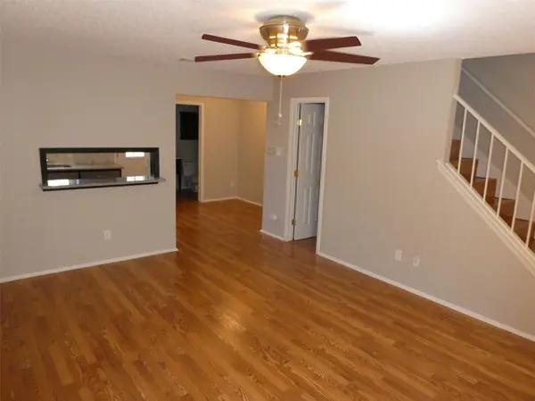 8400 JAMESTOWN DR #204, Austin, TX 78758
