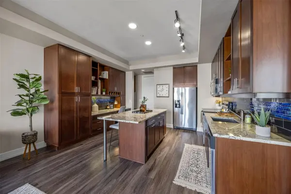 3201 Esperanza XING #418, Austin, TX 78758