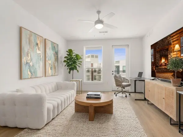 1701 Simond Ave #612, Austin, TX 78723