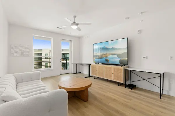 1701 Simond Ave #612, Austin, TX 78723