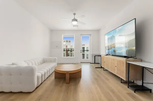 1701 Simond Ave #612, Austin, TX 78723