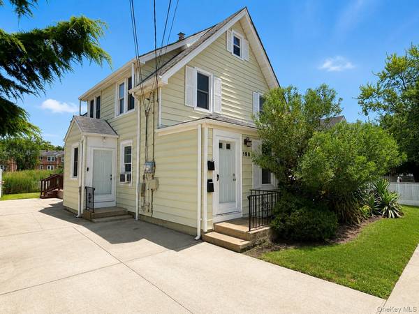 199 Terrell AVE, Oceanside, NY 11572