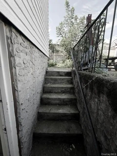 155-23 115 DR, Jamaica, NY 11434