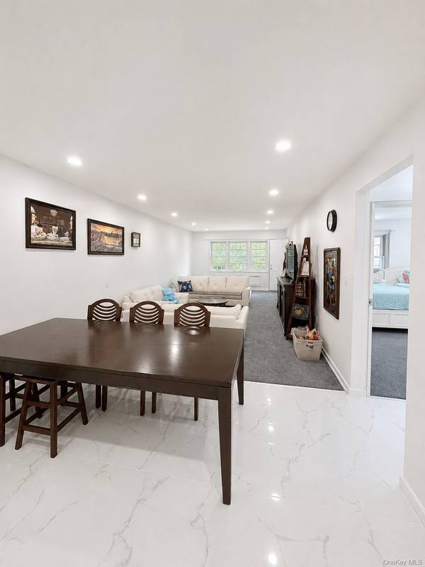 553 CENTRAL AVE #19B, Cedarhurst, NY 11516