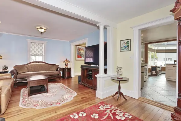 81 E Maple AVE, Suffern, NY 10901
