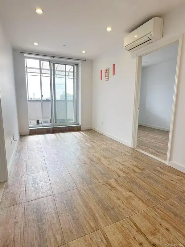 818 60th ST #6B, Brooklyn, NY 11220