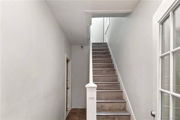 1225 Hollywood AVE, Bronx, NY 10461