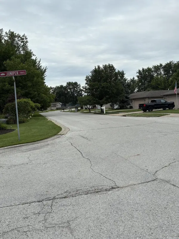 3901 Juniper Trail, Highland, IN 46322