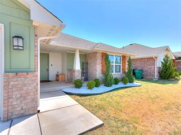 8608 NW 77th ST, Oklahoma City, OK 73132
