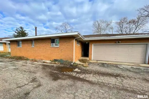 3820-3822 N Sheridan Knolls CT #2, Peoria, IL 61614