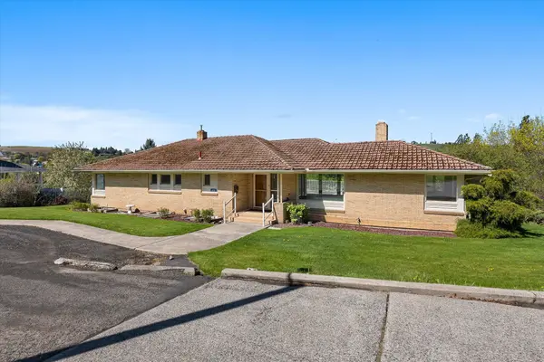 608 S G St, Colfax, WA 99111