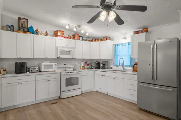 25356 Shawnee Drive, Golden, MO 65658