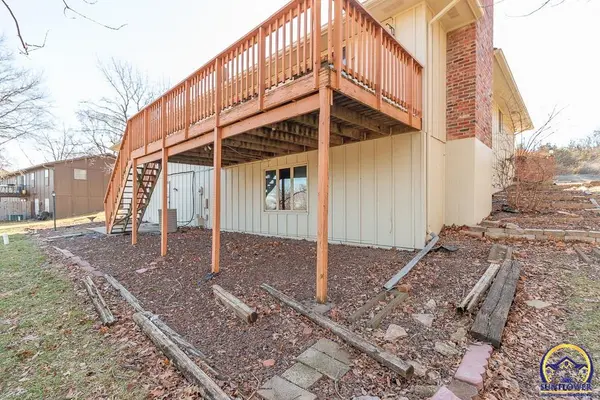 4840 SW Skyline PKY, Topeka, KS 66614