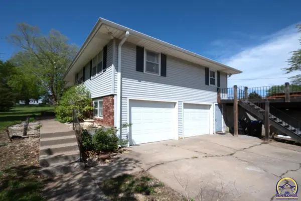 3644 SE Croco RD, Topeka, KS 66605