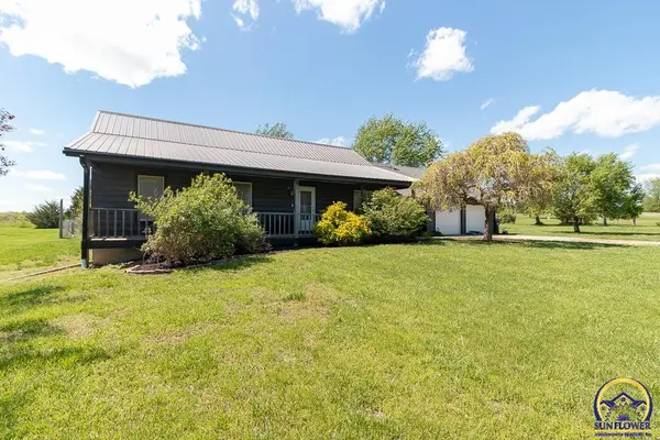 12855 S RD, Hoyt, KS 66440