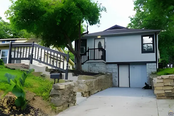 3163 Rowland Ave, Kansas City, KS 66104