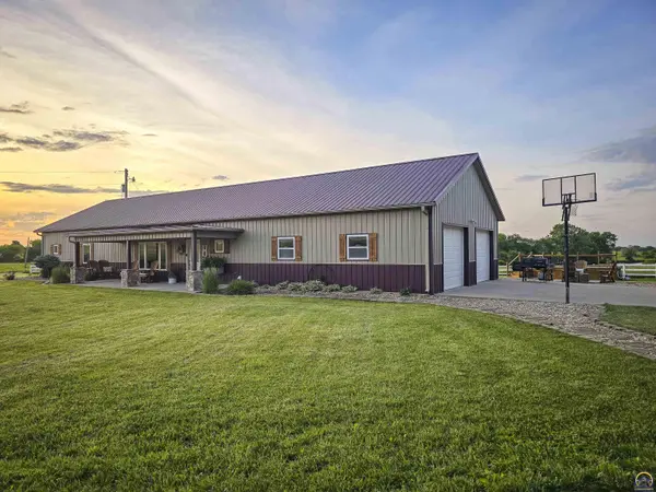 12405 302nd Rd, Netawaka, KS 66516