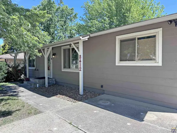 3412 SE Highland AVE, Topeka, KS 66605