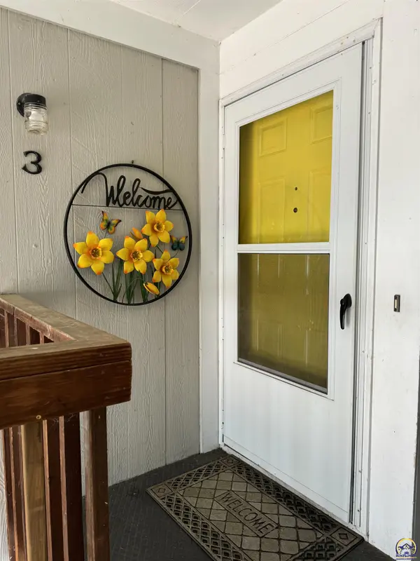 5857 SW 22nd Ter #Unit 3, Topeka, KS 66614