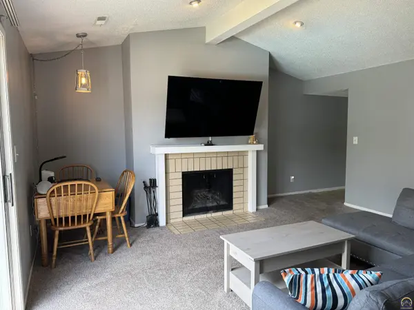 5857 SW 22nd Ter #Unit 3, Topeka, KS 66614