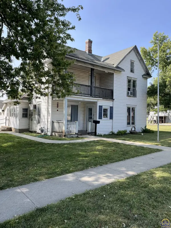 403 N 14th ST, Sabetha, KS 66534