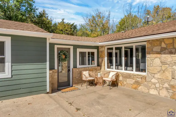 13525 SW 101st St, Harveyville, KS 66431