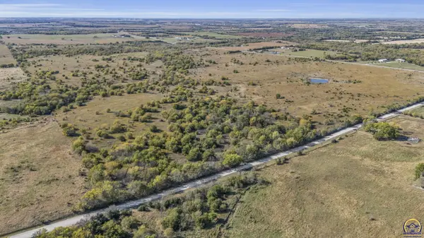 0 Planter RD, Waverly, KS 66871