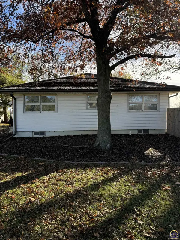 707 Henley St, Gridley, KS 66852