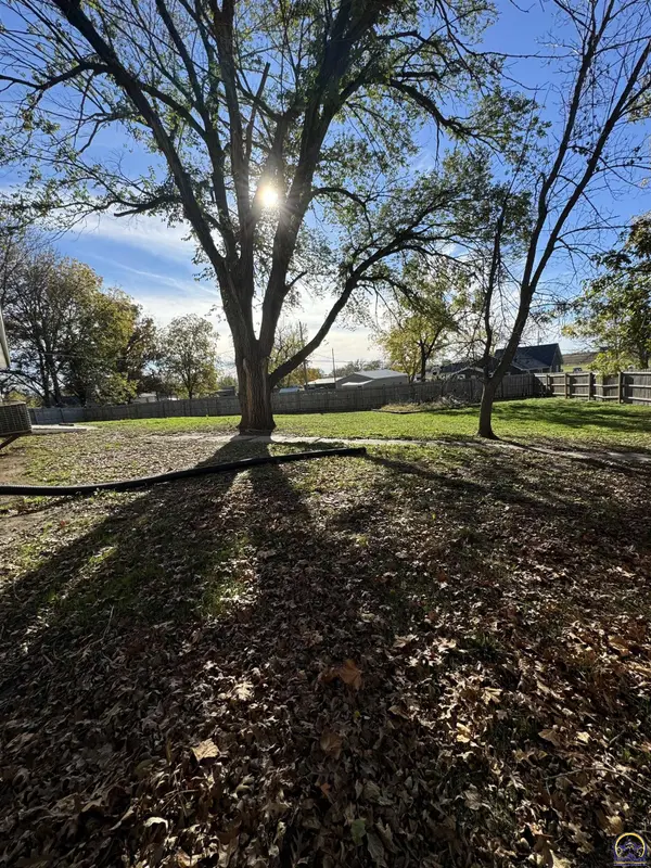 707 Henley St, Gridley, KS 66852