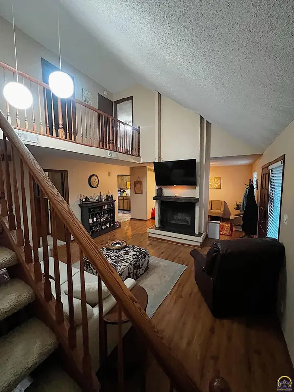 3844 SW Atwood AVE, Topeka, KS 66610