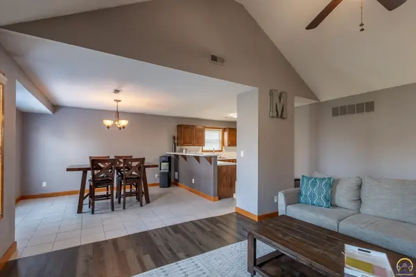 3004 Winston DR, Lawrence, KS 66049