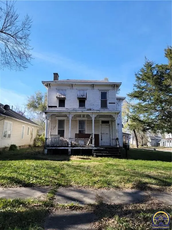 204 S Elm ST, Ottawa, KS 66067-2137