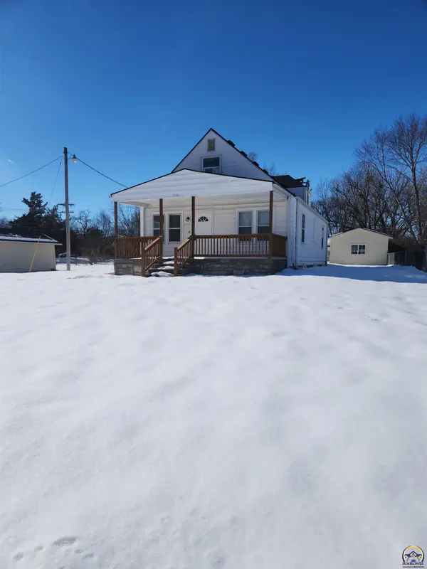 1181 SW Hillsdale ST, Topeka, KS 66604