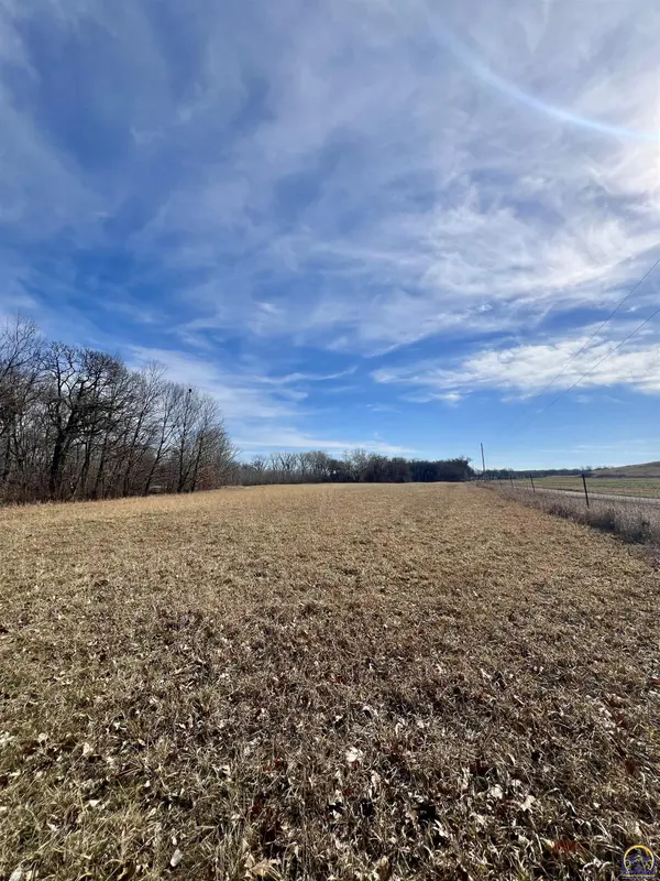 0000 N Osage RD, Burlingame, KS 66413