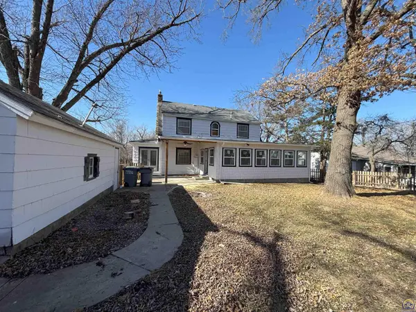 1524 Washington ST, Emporia, KS 66801-0000