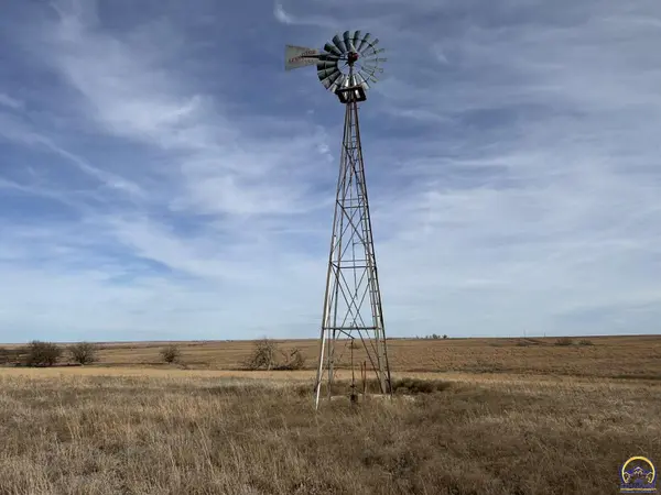 00000 80th Rd, Florence, KS 66851